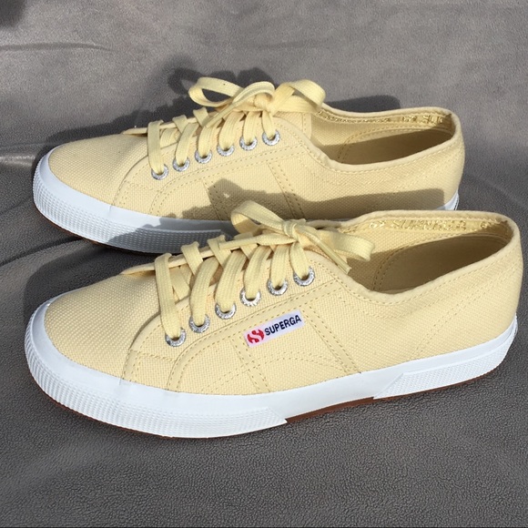 yellow supergas